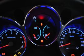 2013款海马普力马1.6L手动开拓版