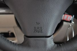 2013款海马普力马1.6L手动开拓版