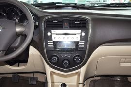 2013款海马普力马1.6L手动开拓版