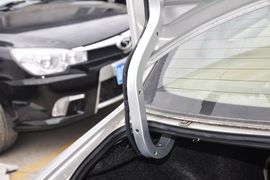 2012款海马海福星1.5L手动精英型