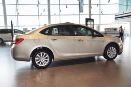 2013款别克英朗GT