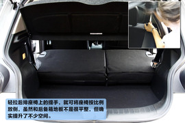 2012款菲亚特菲翔实用性对比文章配图