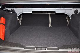 2012款菲亚特菲翔实用性对比文章配图