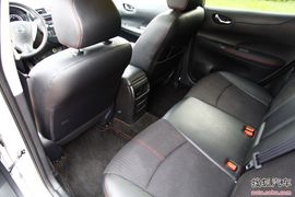 2012款菲亚特菲翔实用性对比文章配图