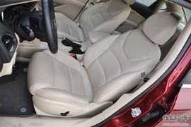 2012款菲亚特菲翔实用性对比文章配图