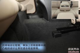 2012款菲亚特菲翔实用性对比文章配图