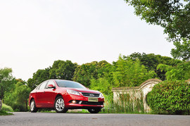 15万奇瑞最高水准新车!