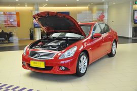 2013款英菲尼迪G25豪华运动版