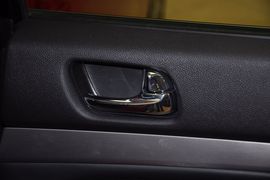 2013款英菲尼迪G25豪华运动版