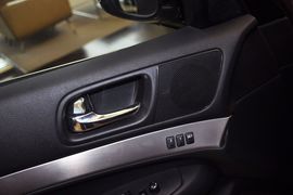 2013款英菲尼迪G25豪华运动版