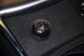 2013款英菲尼迪G25豪华运动版