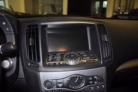 2013款英菲尼迪G25豪华运动版