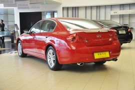 2013款英菲尼迪G25豪华运动版