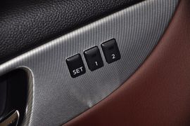 2013款英菲尼迪EX25后驱优雅版