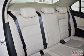 2011款北京现代悦动空间对比文章配图