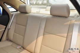 2011款北京现代悦动空间对比文章配图