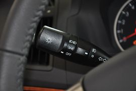 2013款雪佛兰景程1.8L手自一体SE舒适版