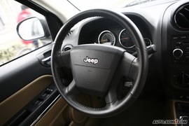 JEEP指南者内饰