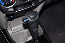 2012款本田锋范1.8L自动舒适版