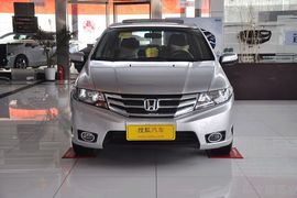 2012款本田锋范1.8L自动舒适版