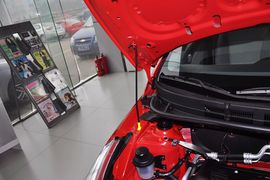 2010款现代瑞纳1.4GT自动时尚型