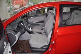 2010款现代瑞纳1.4GT自动时尚型