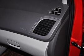 2010款现代瑞纳1.4GT自动时尚型