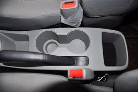 2010款现代瑞纳1.4GT自动时尚型