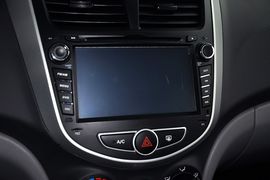 2010款现代瑞纳1.4GT自动时尚型