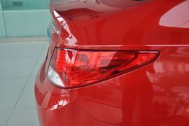 2010款现代瑞纳1.4GT自动时尚型