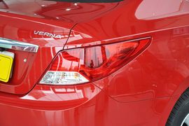 2010款现代瑞纳1.4GT自动时尚型