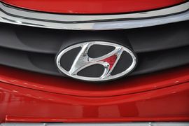 2010款现代瑞纳1.4GT自动时尚型