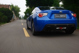 2013款斯巴鲁BRZ试驾