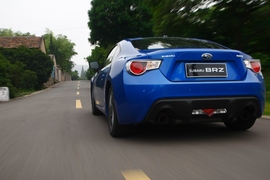 2013款斯巴鲁BRZ试驾