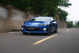 2013款斯巴鲁BRZ试驾