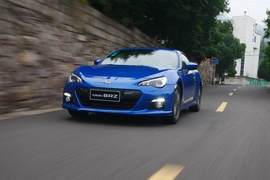 2013款斯巴鲁BRZ试驾