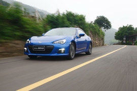 2013款斯巴鲁BRZ试驾