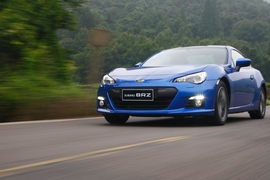 2013款斯巴鲁BRZ试驾