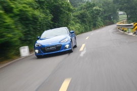 2013款斯巴鲁BRZ试驾