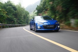 2013款斯巴鲁BRZ试驾