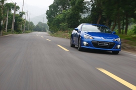 2013款斯巴鲁BRZ试驾