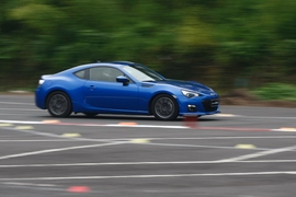 2013款斯巴鲁BRZ试驾