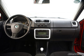 2008款斯柯达晶锐1.6L试驾