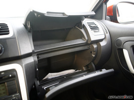 2008款斯柯达晶锐1.6L试驾