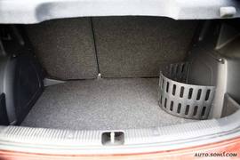 2008款斯柯达晶锐1.6L试驾