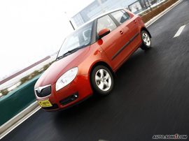 2008款斯柯达晶锐1.6L试驾