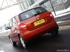 2008款斯柯达晶锐1.6L试驾