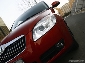 2008款斯柯达晶锐1.6L试驾