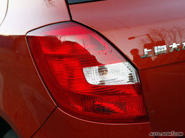 2008款斯柯达晶锐1.6L试驾