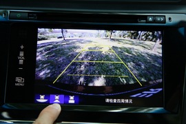 2013款广汽本田凌派1.8L自动旗舰版西双版纳试驾实拍